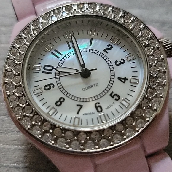 Light Pink Watch - Picture 3 of 8